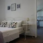 Cosy & Sweet Μακάρσκα